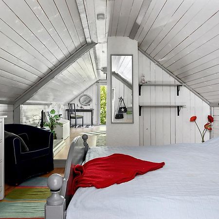 Loftlaegenhet Pa Haestgard I Tvaaker Apartment Екстериор снимка